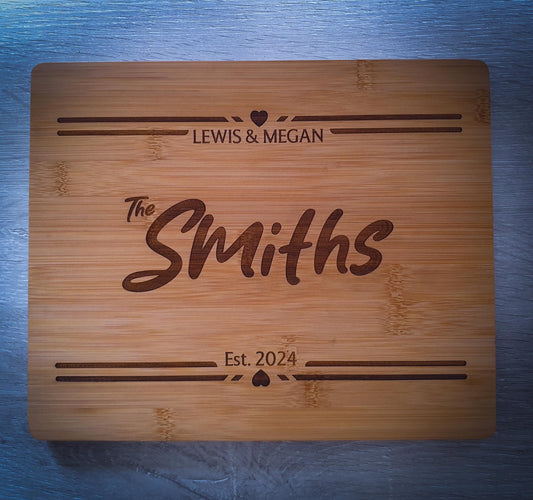 Personalised Bamboo Chopping Board – Custom Couples Gift with Names, Surname & Special Date – For Weddings, Anniversaries or Housewarmings