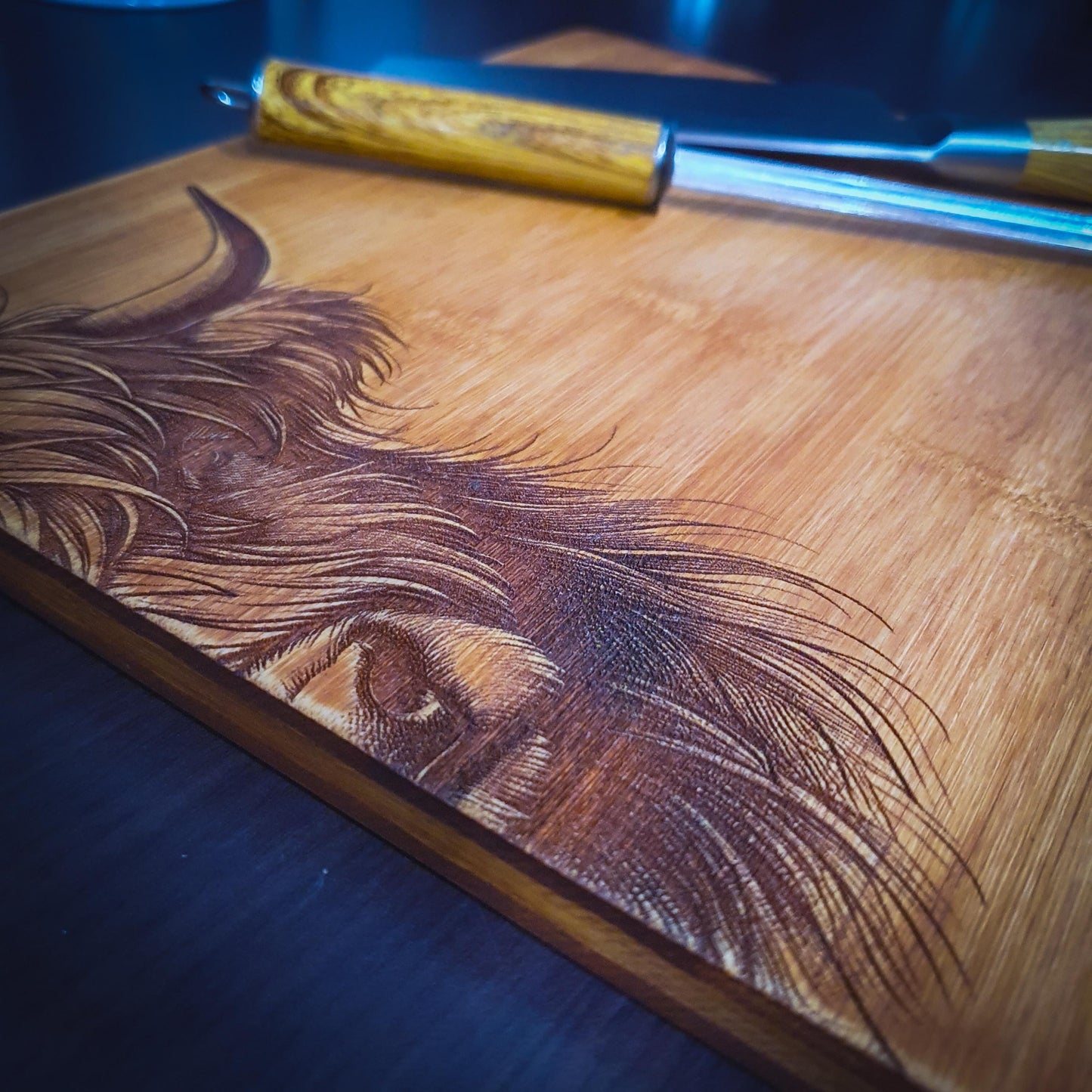 Highland Cow chopping board, Rustic Aged Bamboo Chopping Board, laser engraved | 24cm x 30cm