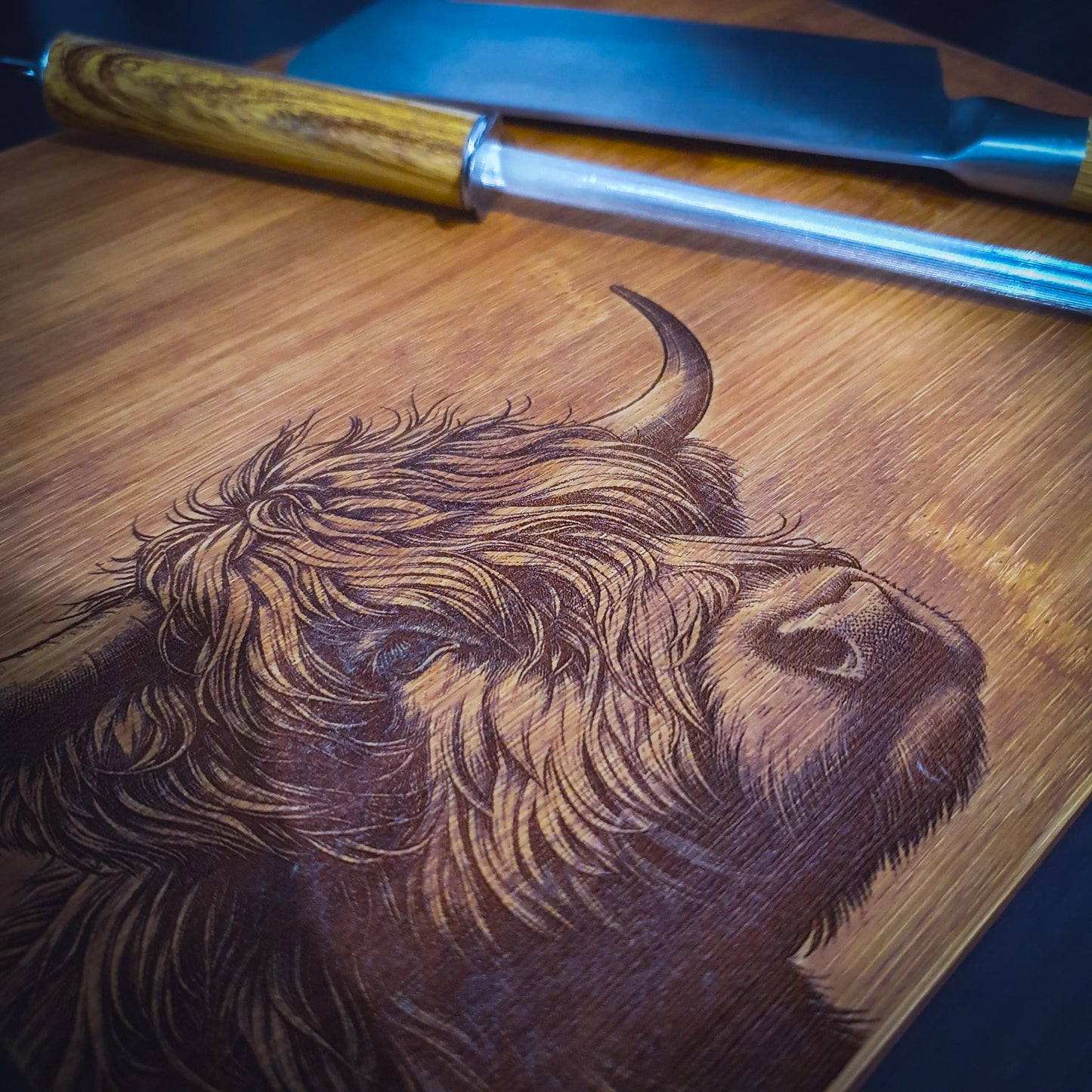 Highland Cow chopping board, Rustic Aged Bamboo Chopping Board, laser engraved | 24cm x 30cm