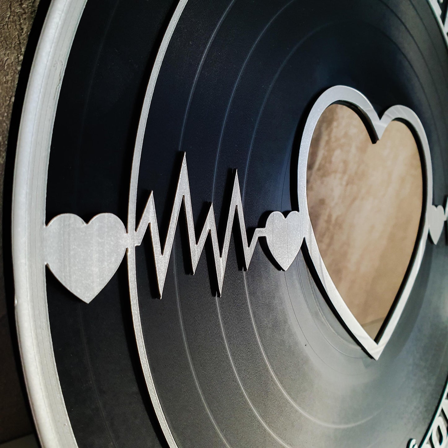 Personalised wedding song Record – HEART – Celebrate Your Special Song, Perfect Wedding or Anniversary Gift