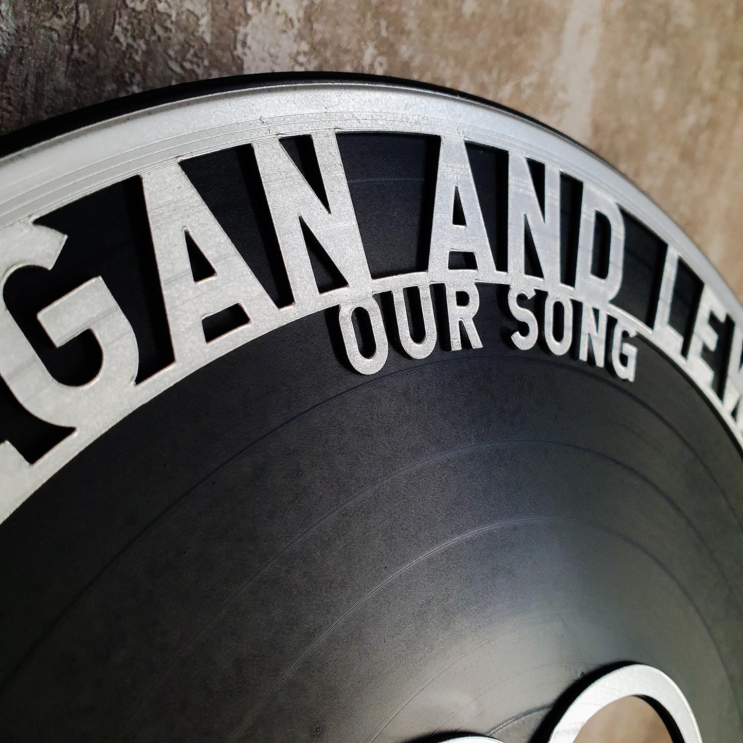 Personalised wedding song Record – HEART – Celebrate Your Special Song, Perfect Wedding or Anniversary Gift