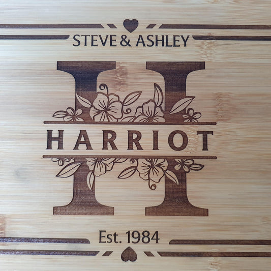 Personalised Bamboo Chopping Board – Custom Couples Gift with Monogram & Special Date – For Weddings, Anniversaries or Housewarmings