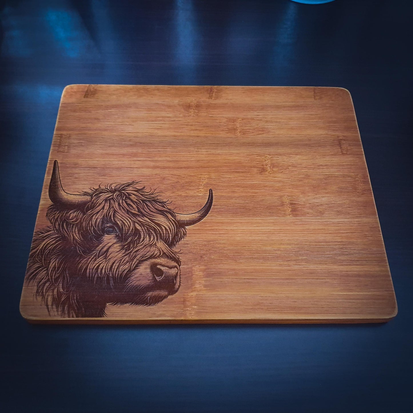 Highland Cow chopping board, Rustic Aged Bamboo Chopping Board, laser engraved | 24cm x 30cm
