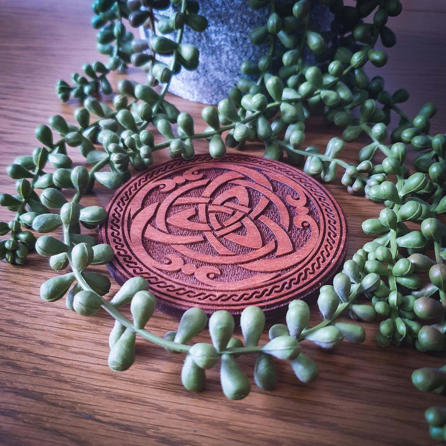 Celtic Triquetra Wooden Coaster – Round 100mm Laser Cut Design with Knotwork Border, Rustic Aged Finish