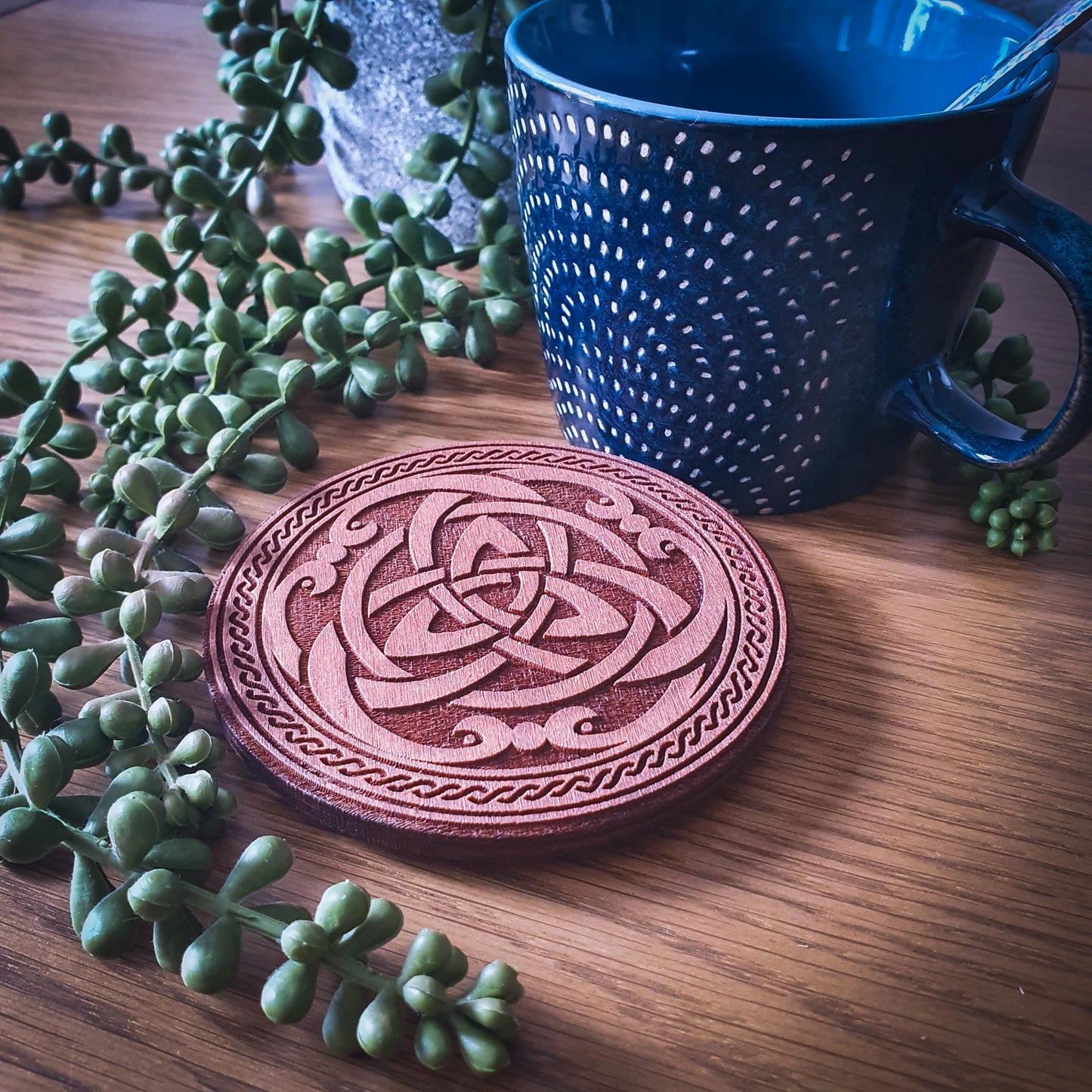Celtic Triquetra Wooden Coaster – Round 100mm Laser Cut Design with Knotwork Border, Rustic Aged Finish